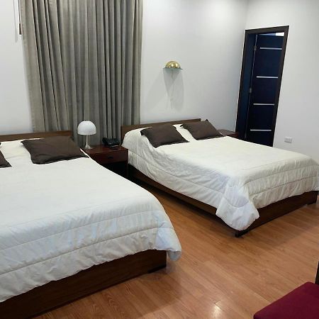 Alston Inn Hotel Quito Esterno foto