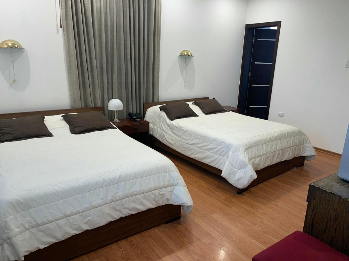 Alston Inn Hotel Quito Esterno foto