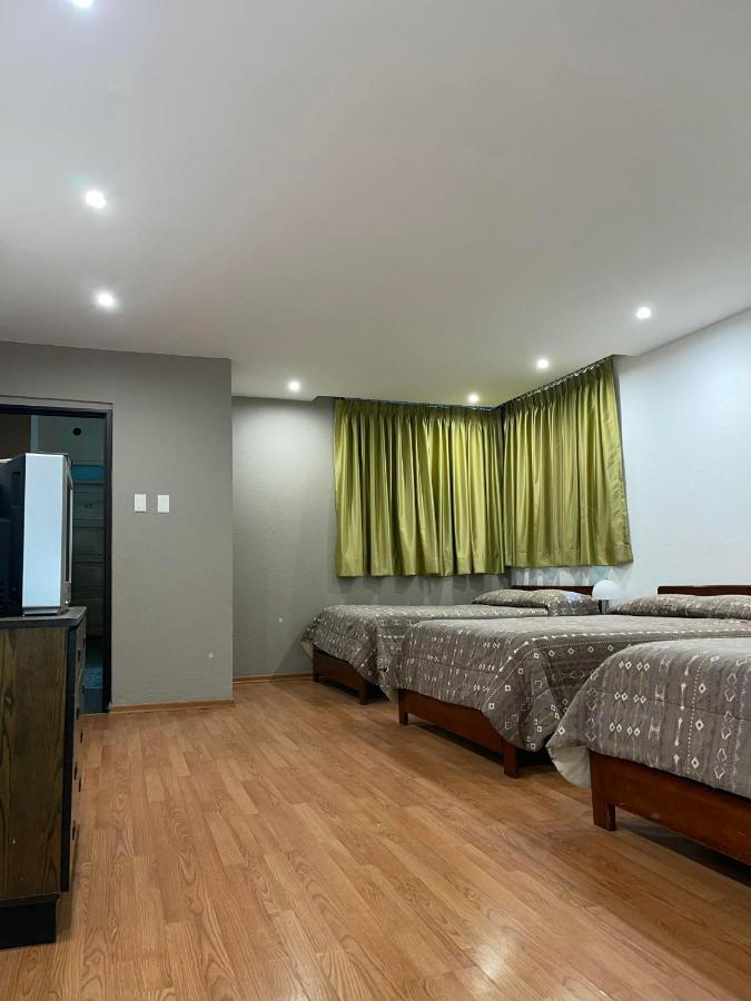 Alston Inn Hotel Quito Esterno foto