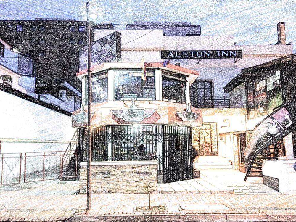Alston Inn Hotel Quito Esterno foto
